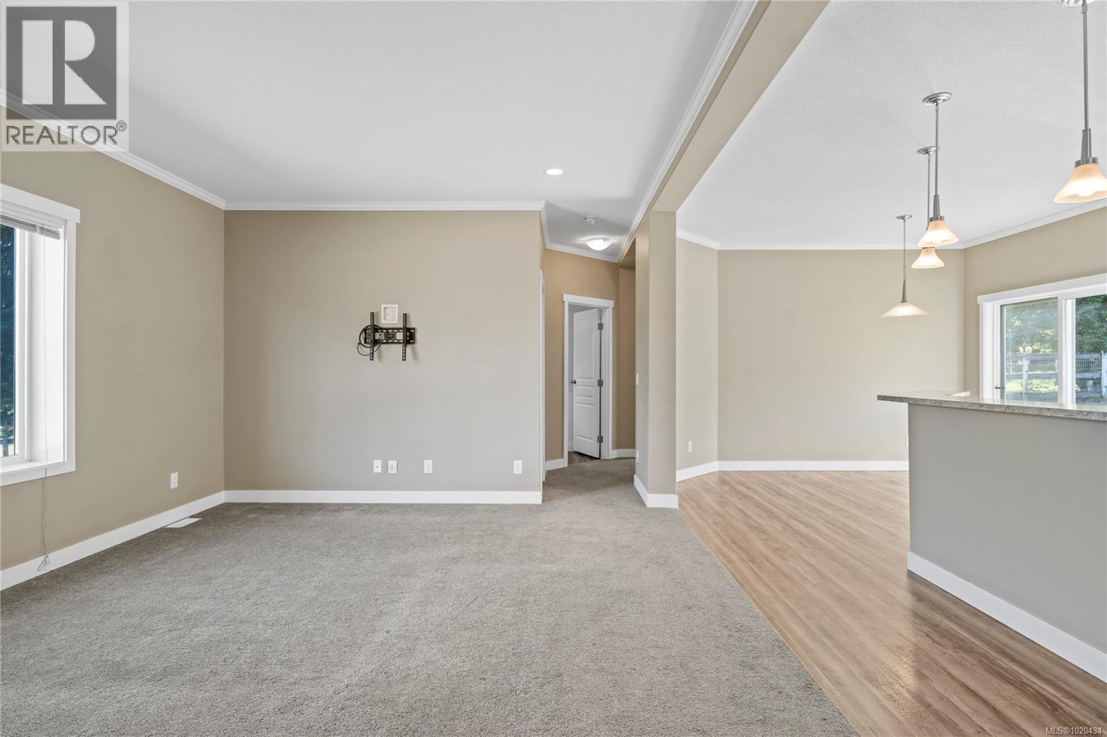 2687 Jingle Pot Rd, Nanaimo