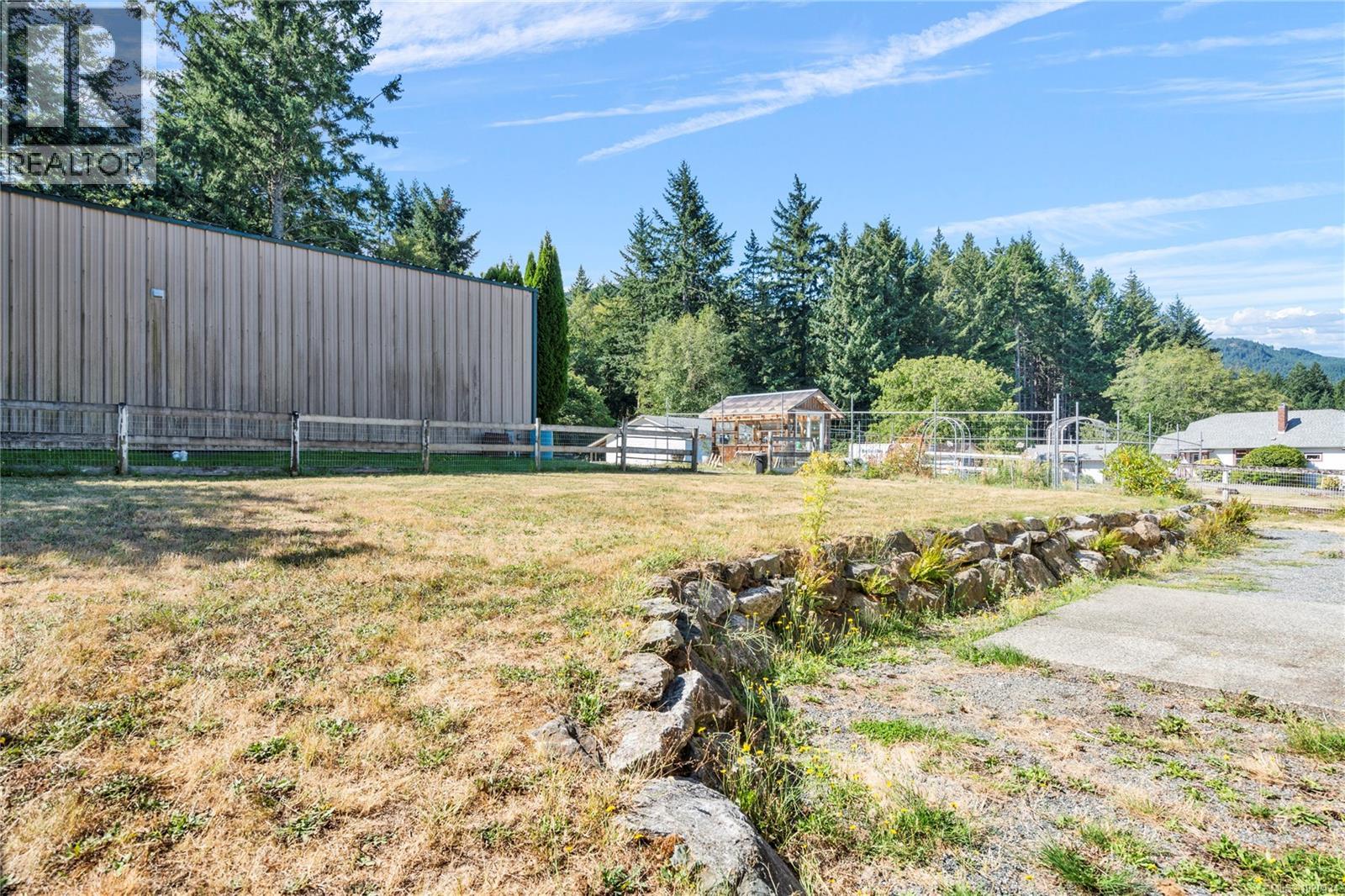 2687 Jingle Pot Rd, Nanaimo