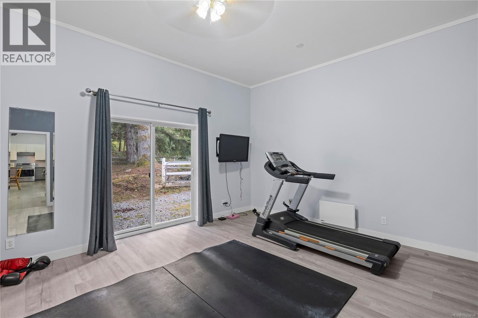 2687 Jingle Pot Rd, Nanaimo