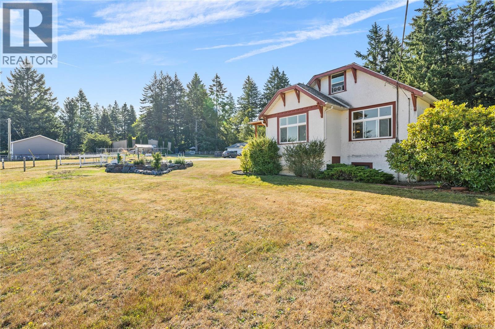 2687 Jingle Pot Rd, Nanaimo