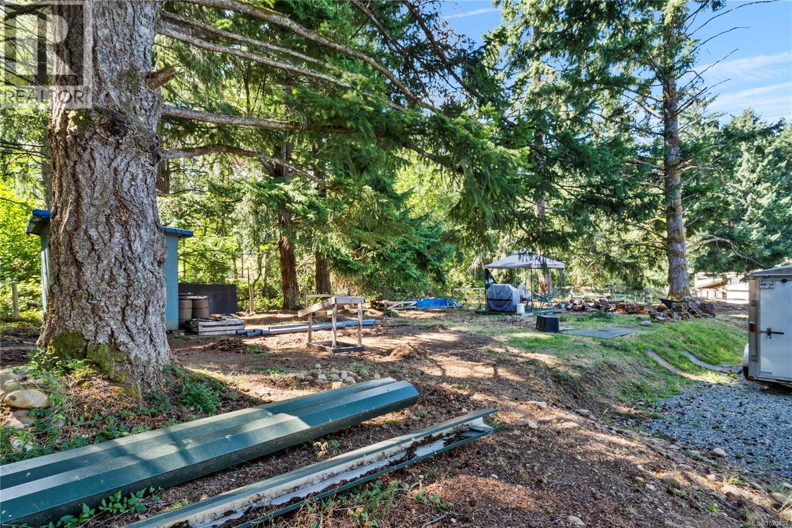 2687 Jingle Pot Rd, Nanaimo