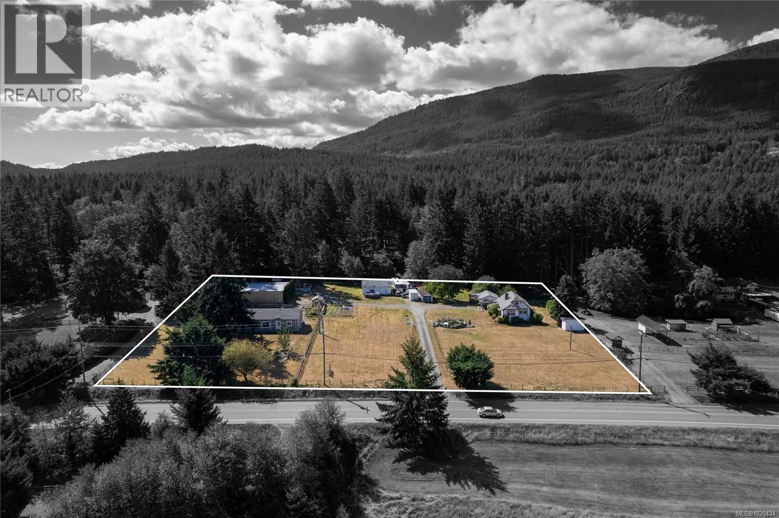 2687 Jingle Pot Rd, Nanaimo