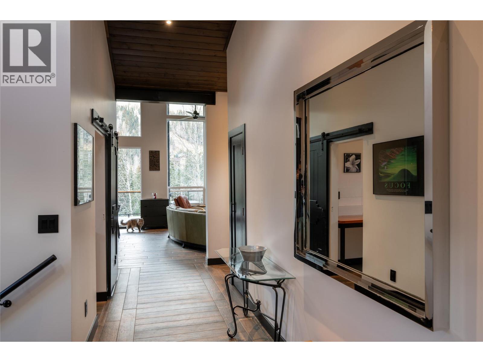 2418 FAIRWAYS Drive, Kamloops