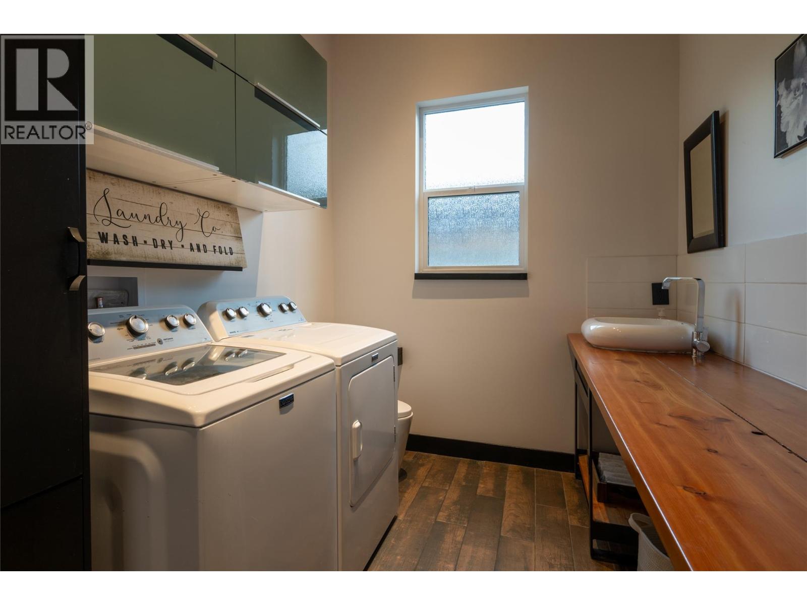 2418 FAIRWAYS Drive, Kamloops