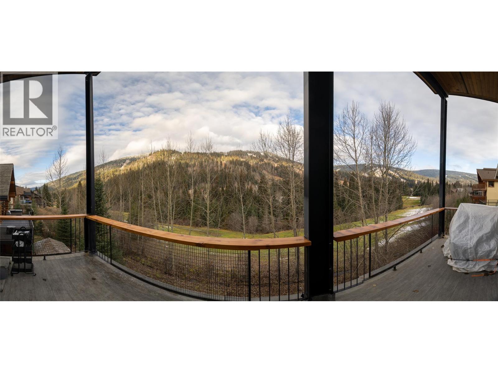 2418 FAIRWAYS Drive, Kamloops