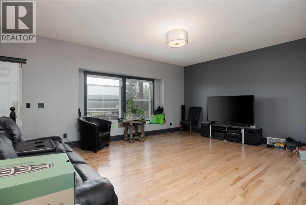 5627 Draper Road, Fort McMurray