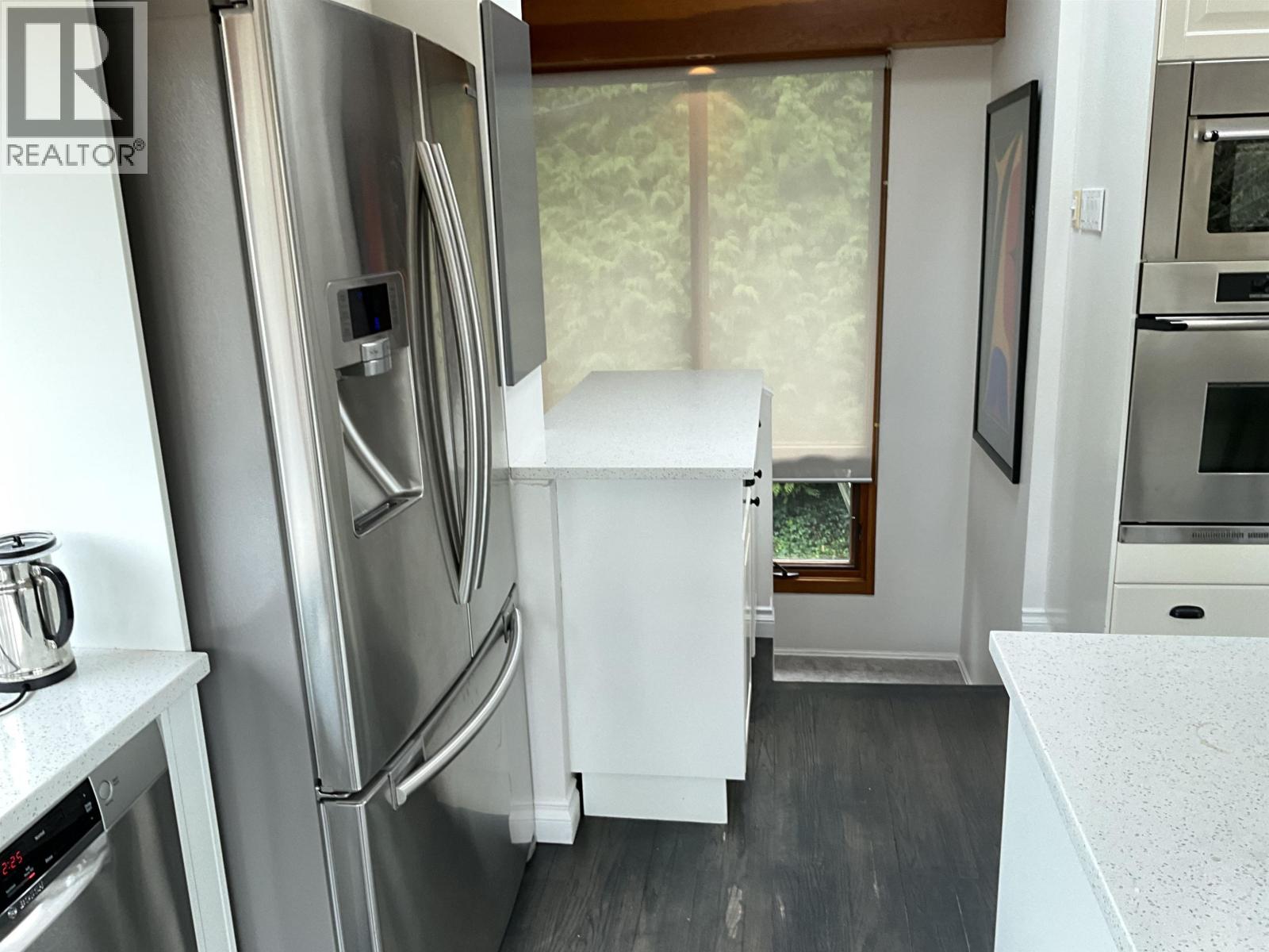 6080 EAGLERIDGE DRIVE, West Vancouver