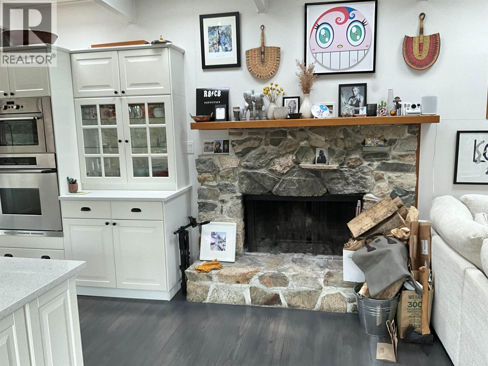 6080 EAGLERIDGE DRIVE, West Vancouver