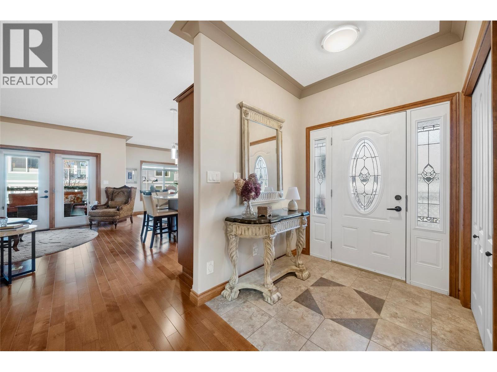 8 2680 Golf Course Drive, Blind Bay