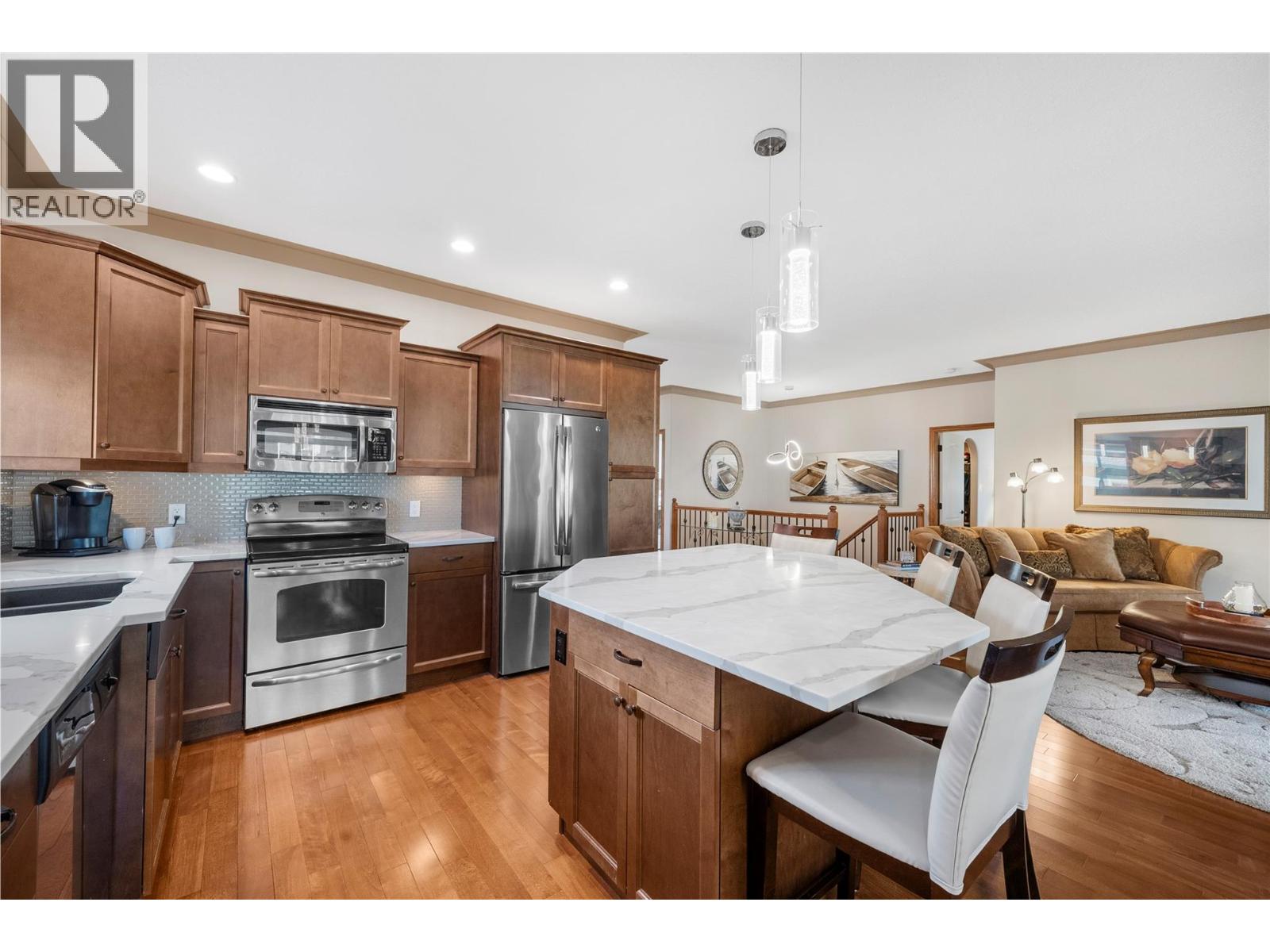 8 2680 Golf Course Drive, Blind Bay