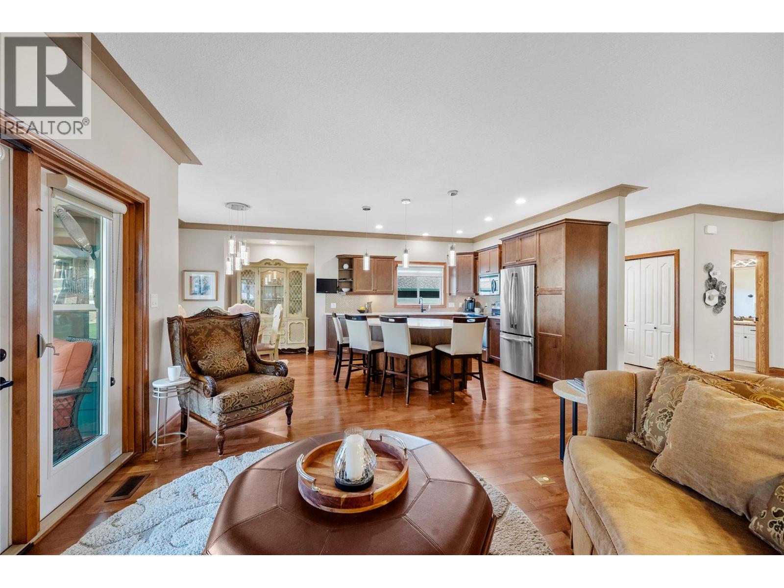 8 2680 Golf Course Drive, Blind Bay