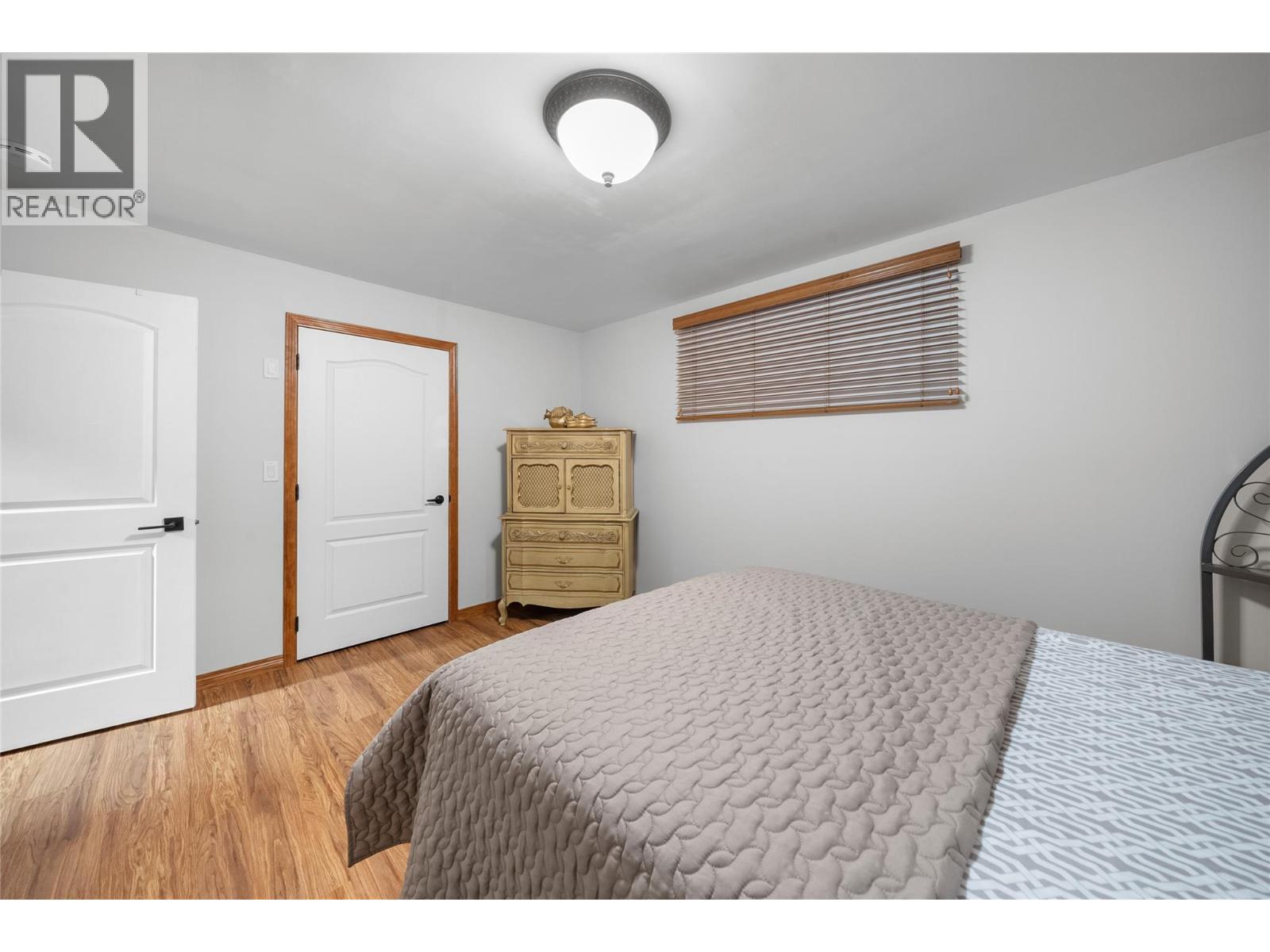 8 2680 Golf Course Drive, Blind Bay