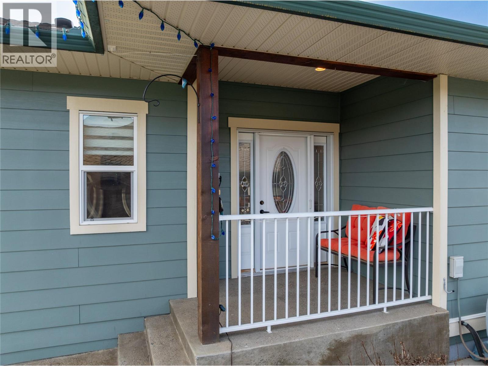 8 2680 Golf Course Drive, Blind Bay