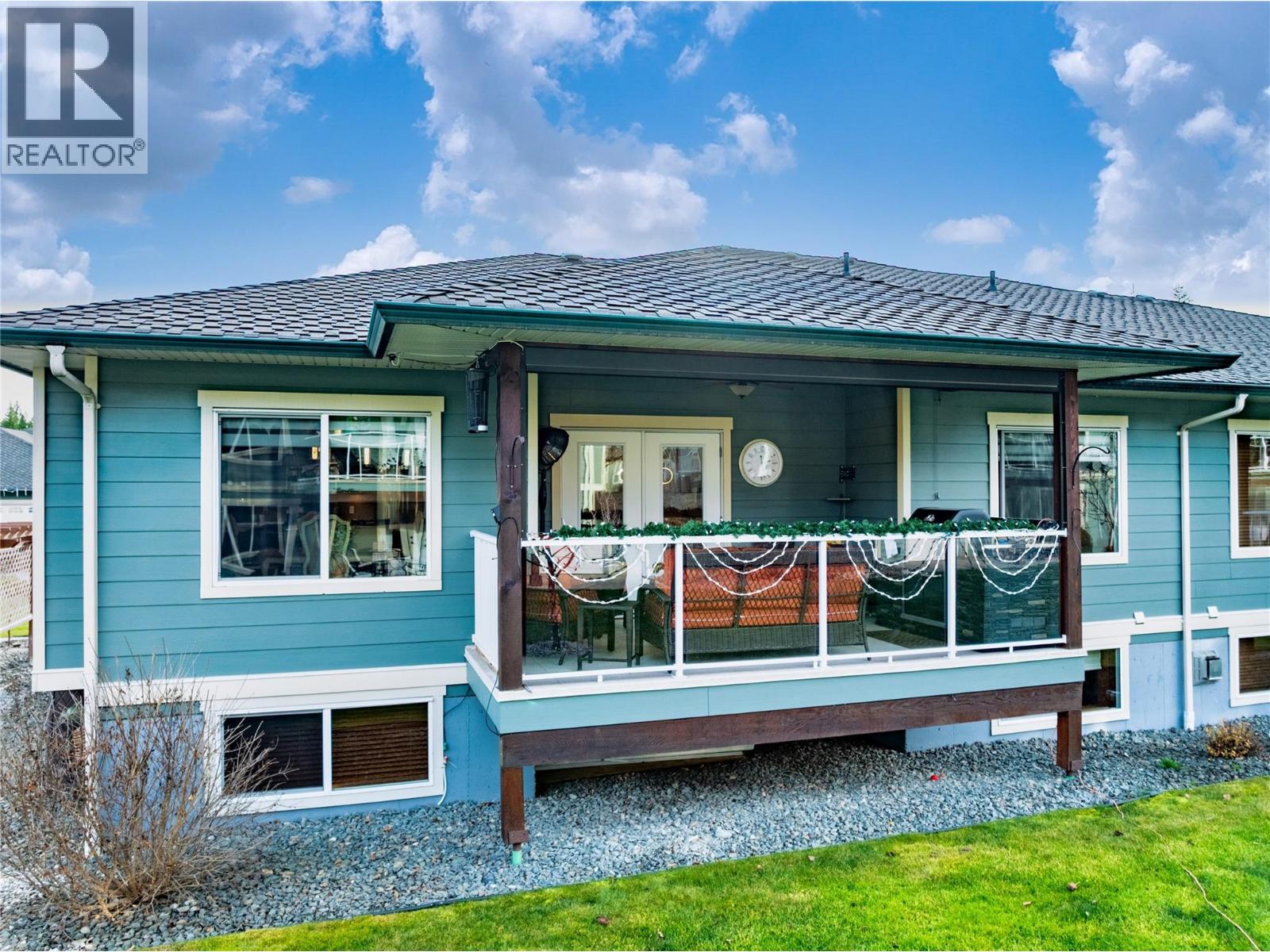 8 2680 Golf Course Drive, Blind Bay