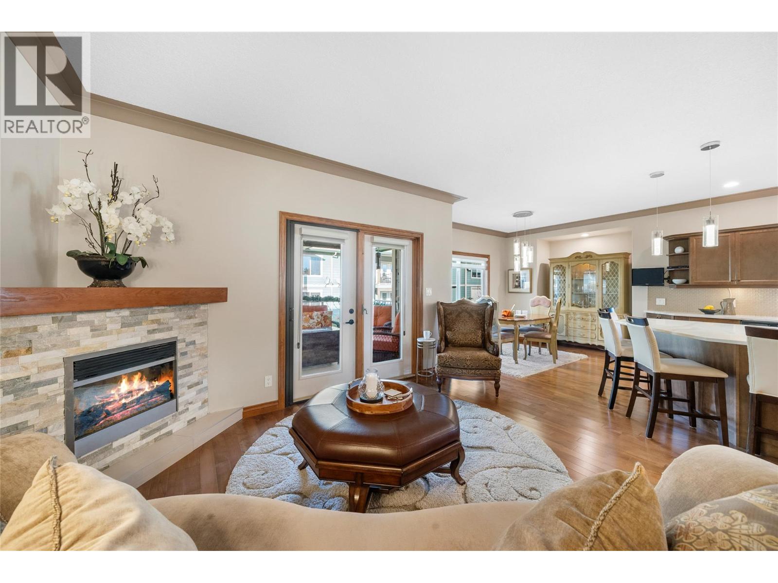 8 2680 Golf Course Drive, Blind Bay