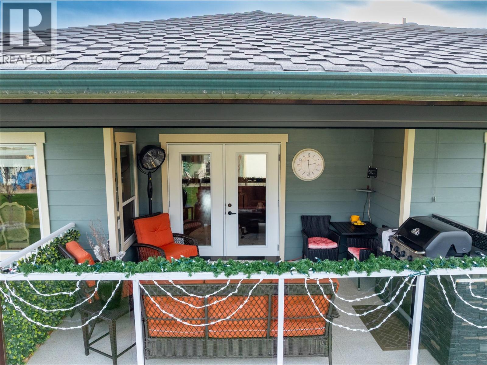 8 2680 Golf Course Drive, Blind Bay