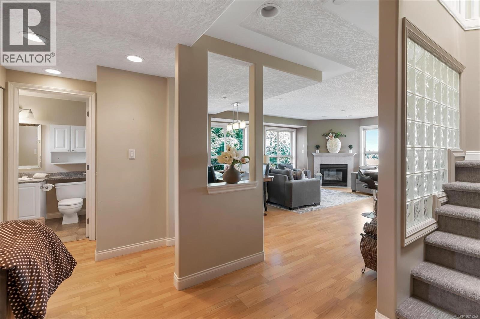 10 7847 East Saanich Road, Central Saanich