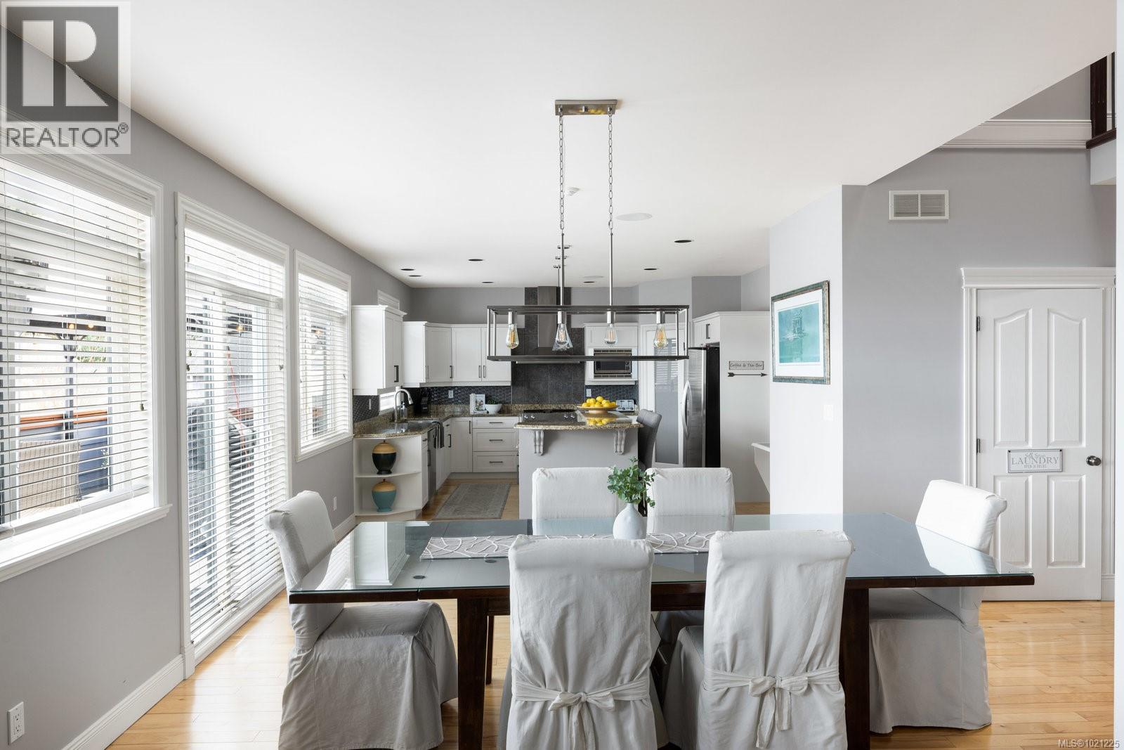  2019 Troon Court, Langford