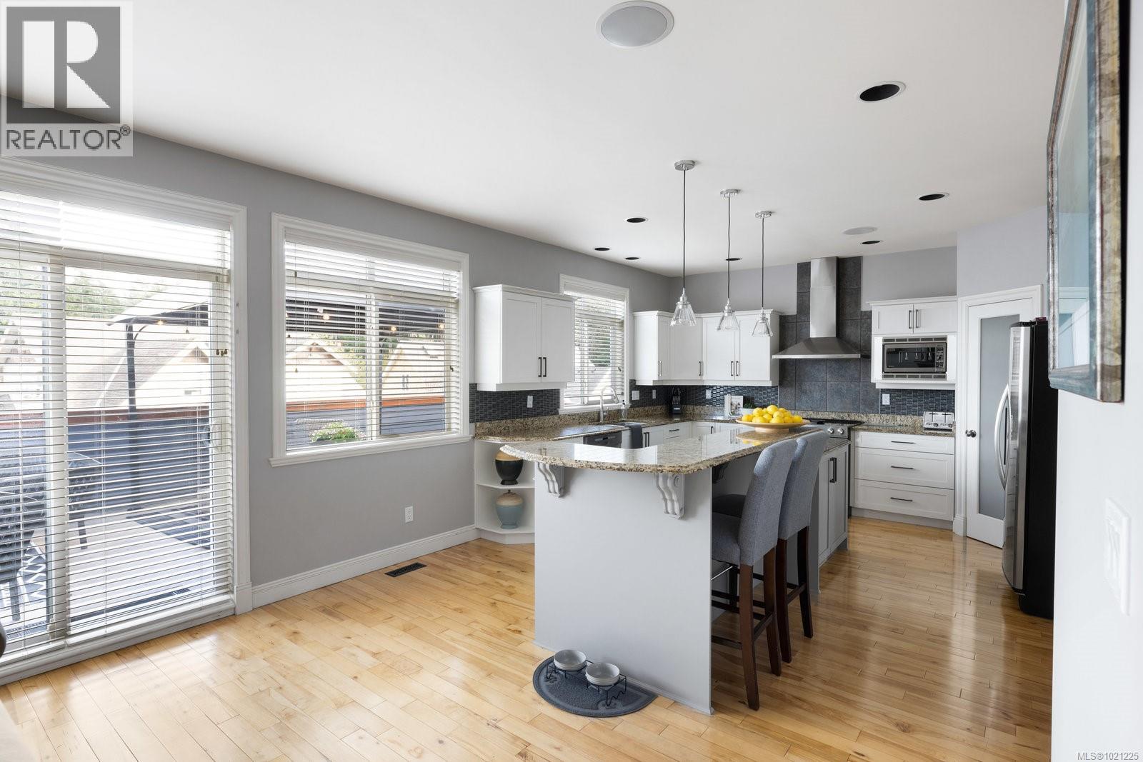  2019 Troon Court, Langford