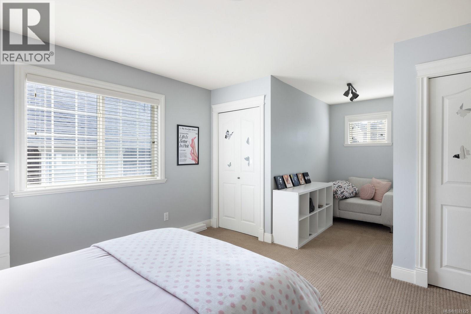  2019 Troon Court, Langford