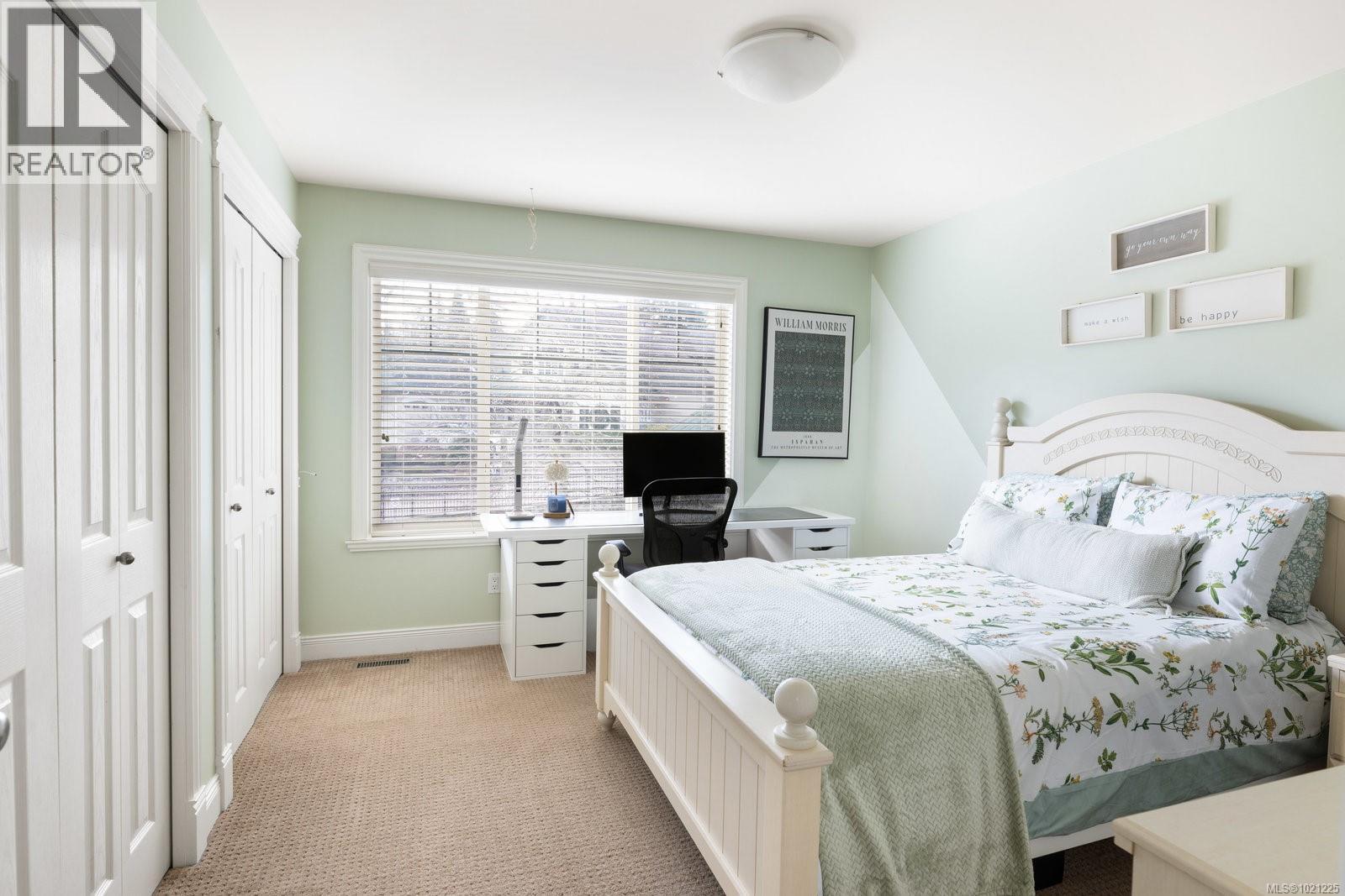  2019 Troon Court, Langford