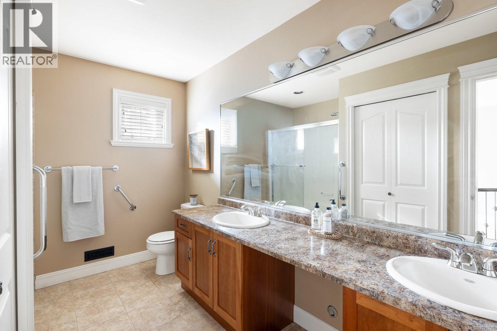  2019 Troon Court, Langford