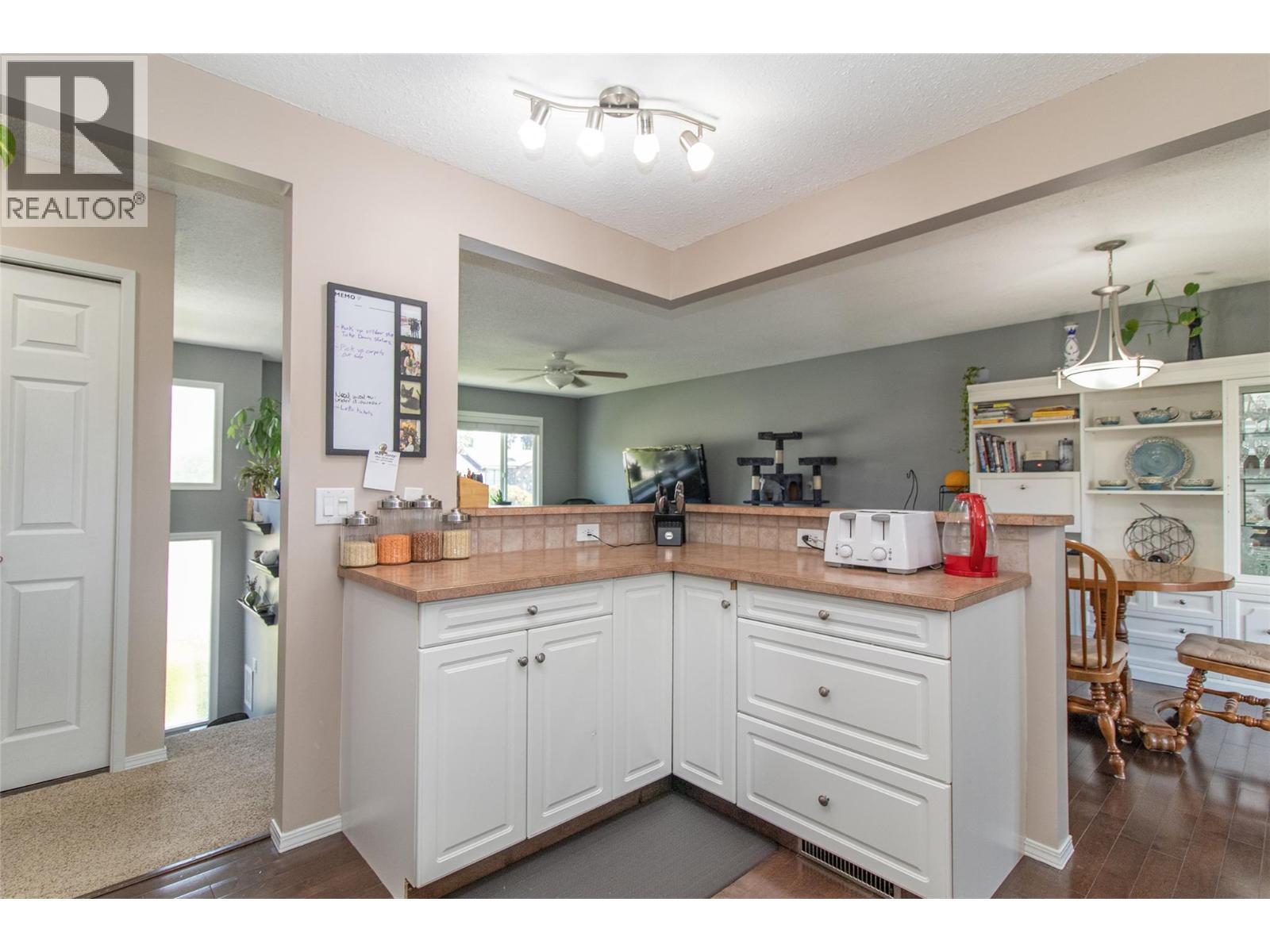  1310 Mary Court, Kelowna