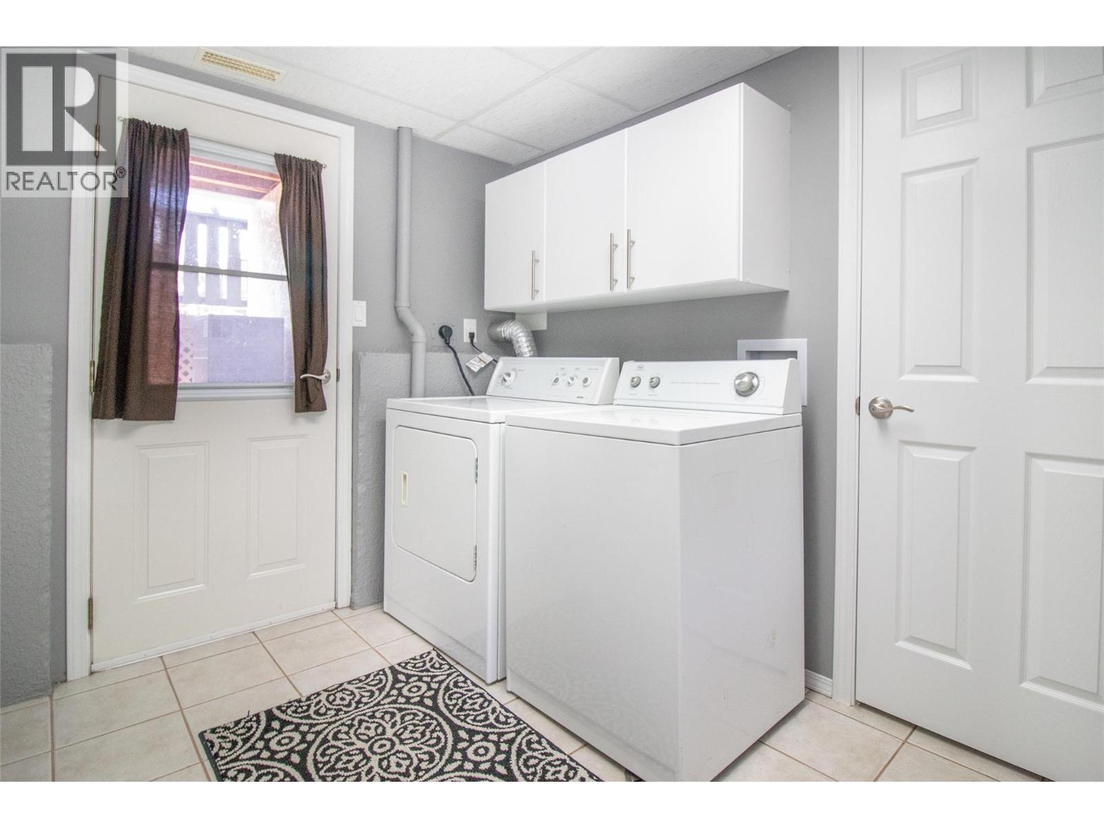  1310 Mary Court, Kelowna