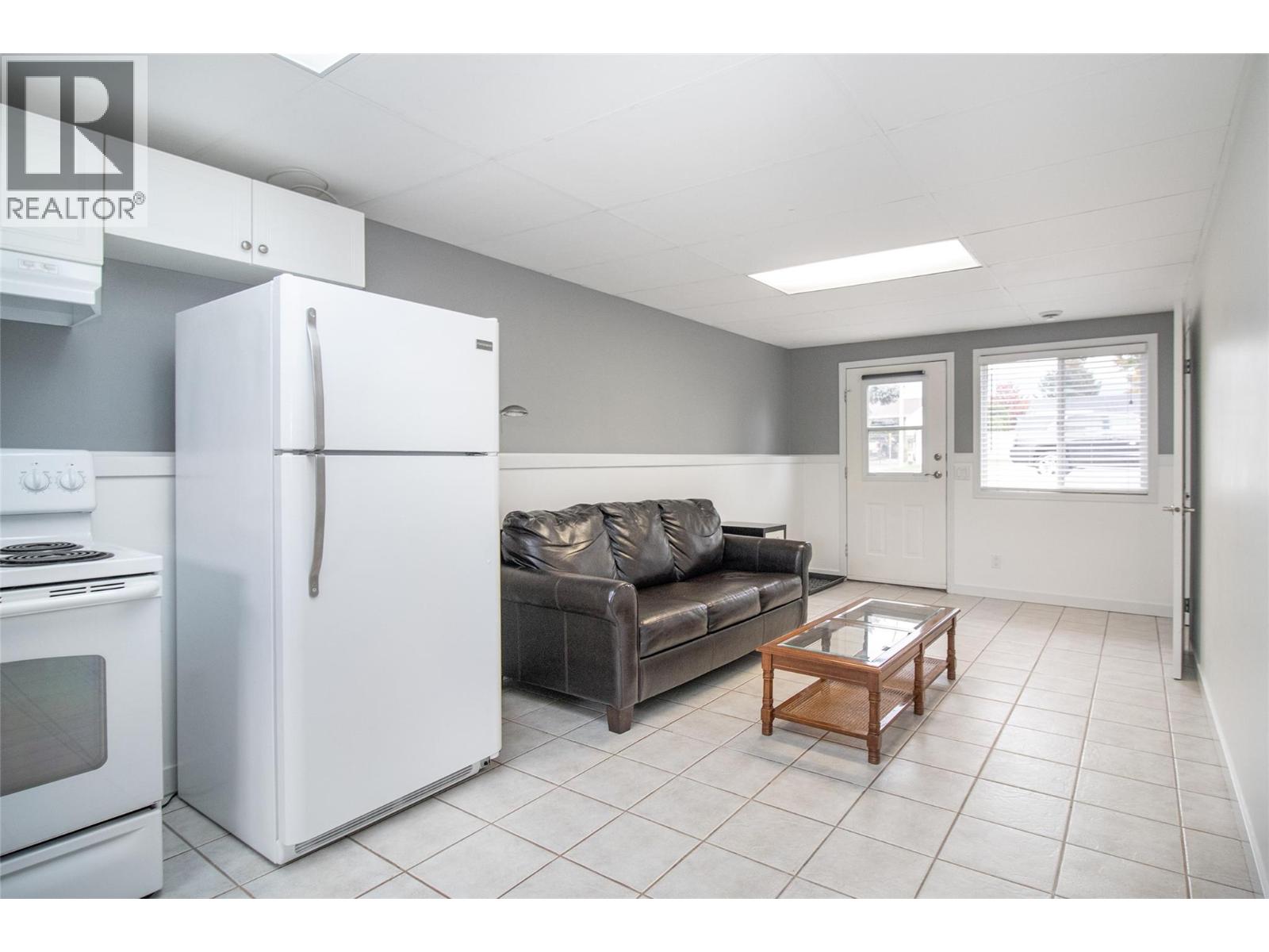  1310 Mary Court, Kelowna