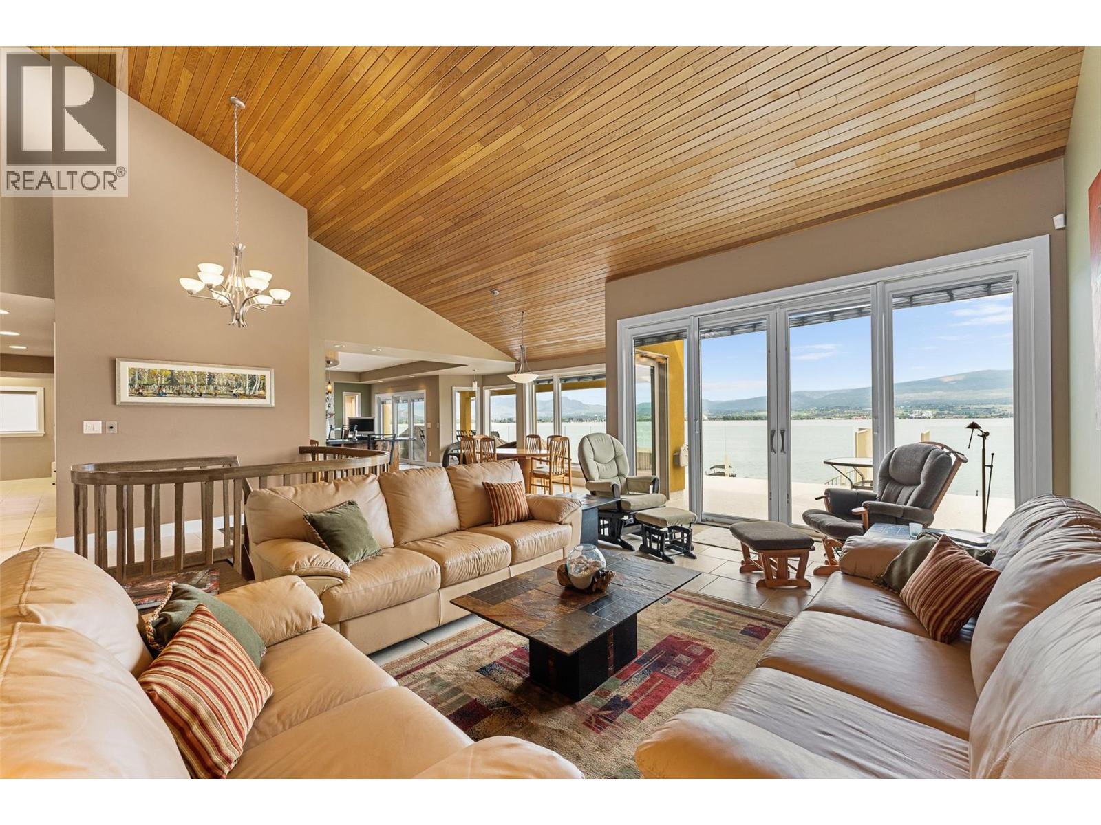  529 Zdralek Cove, West Kelowna