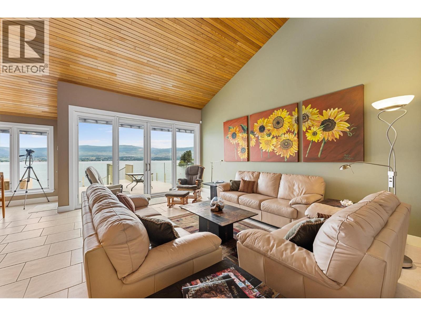  529 Zdralek Cove, West Kelowna