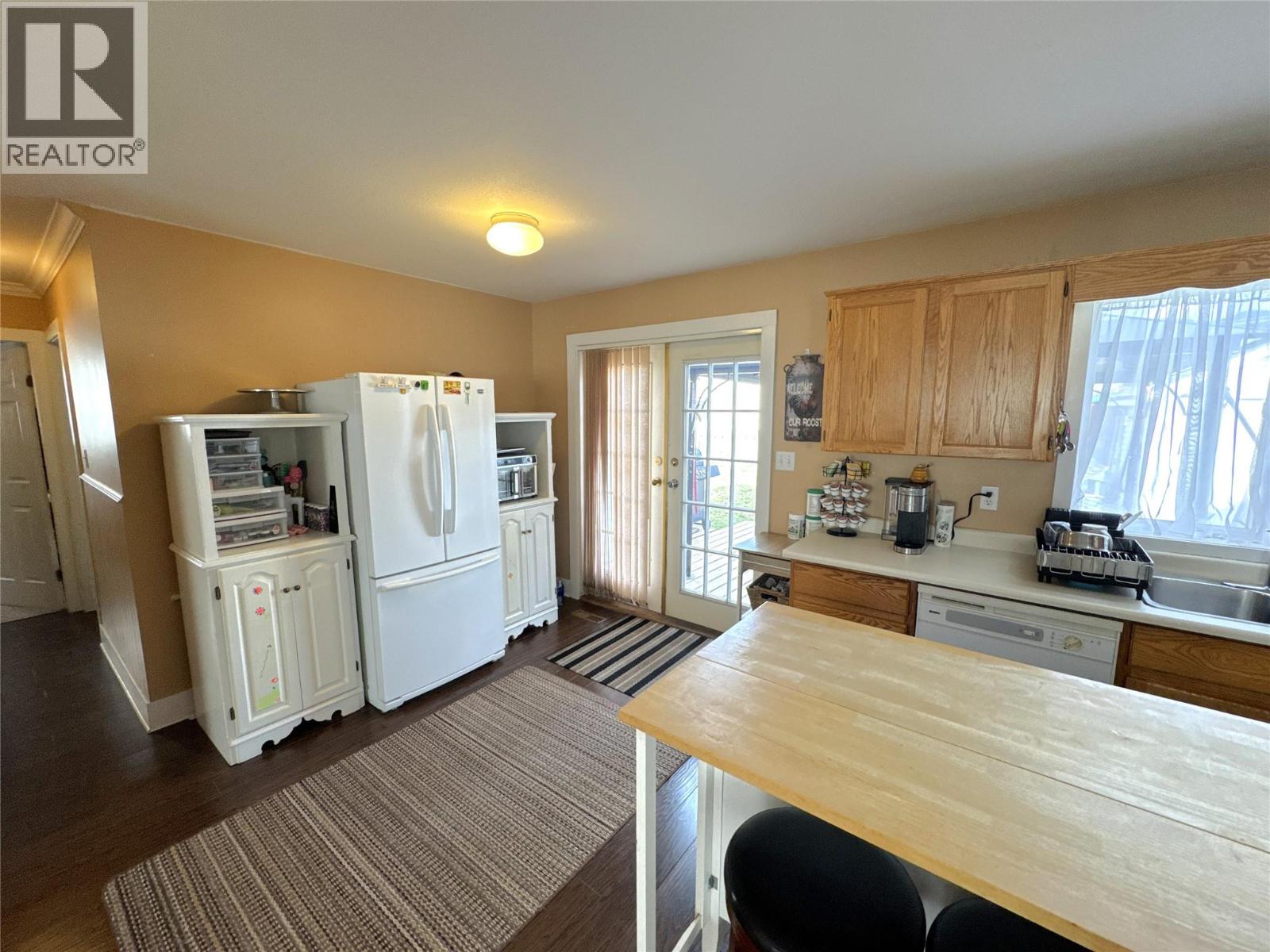 2313 Clapperton Avenue - 10