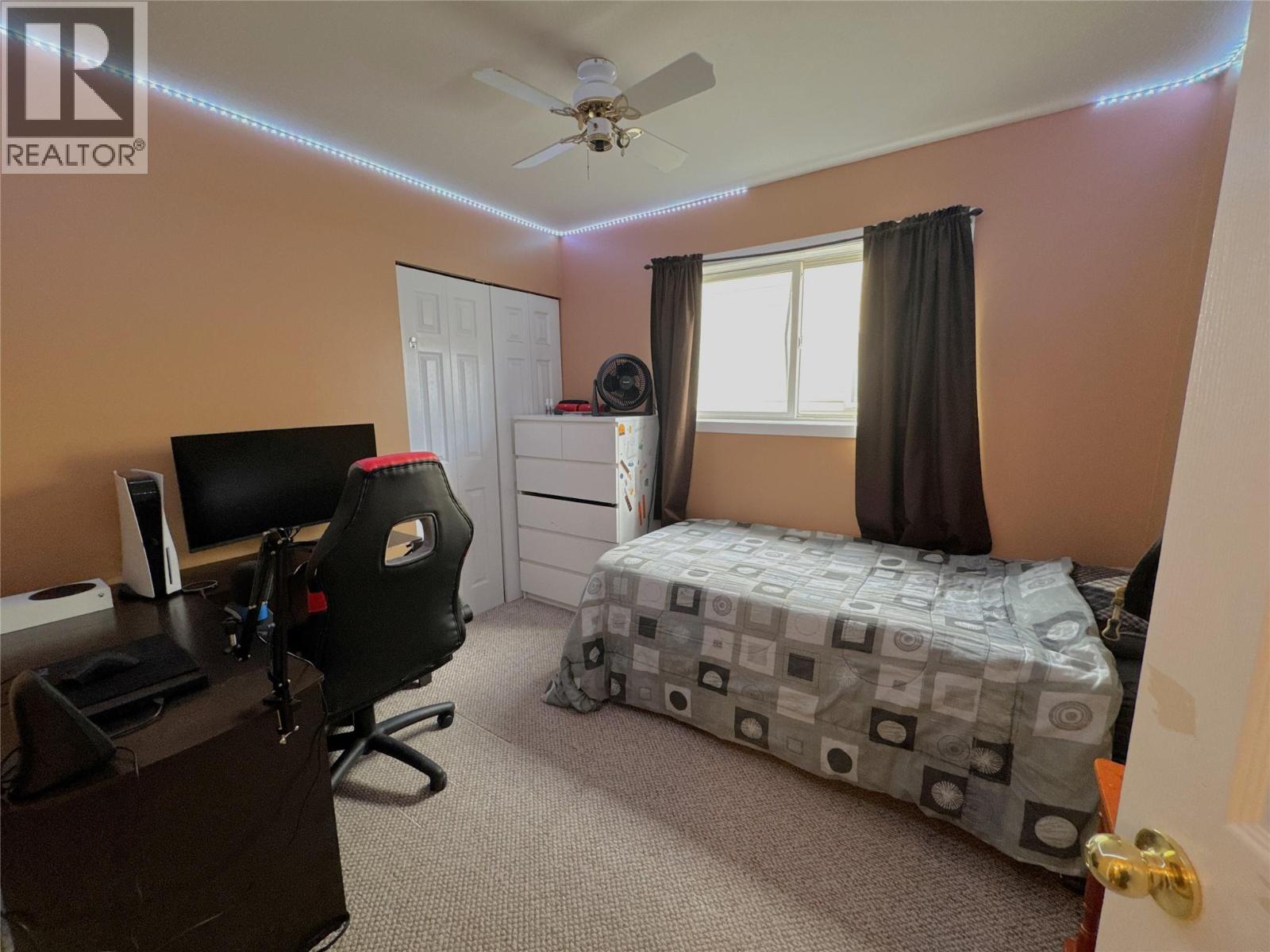 2313 Clapperton Avenue, Merritt