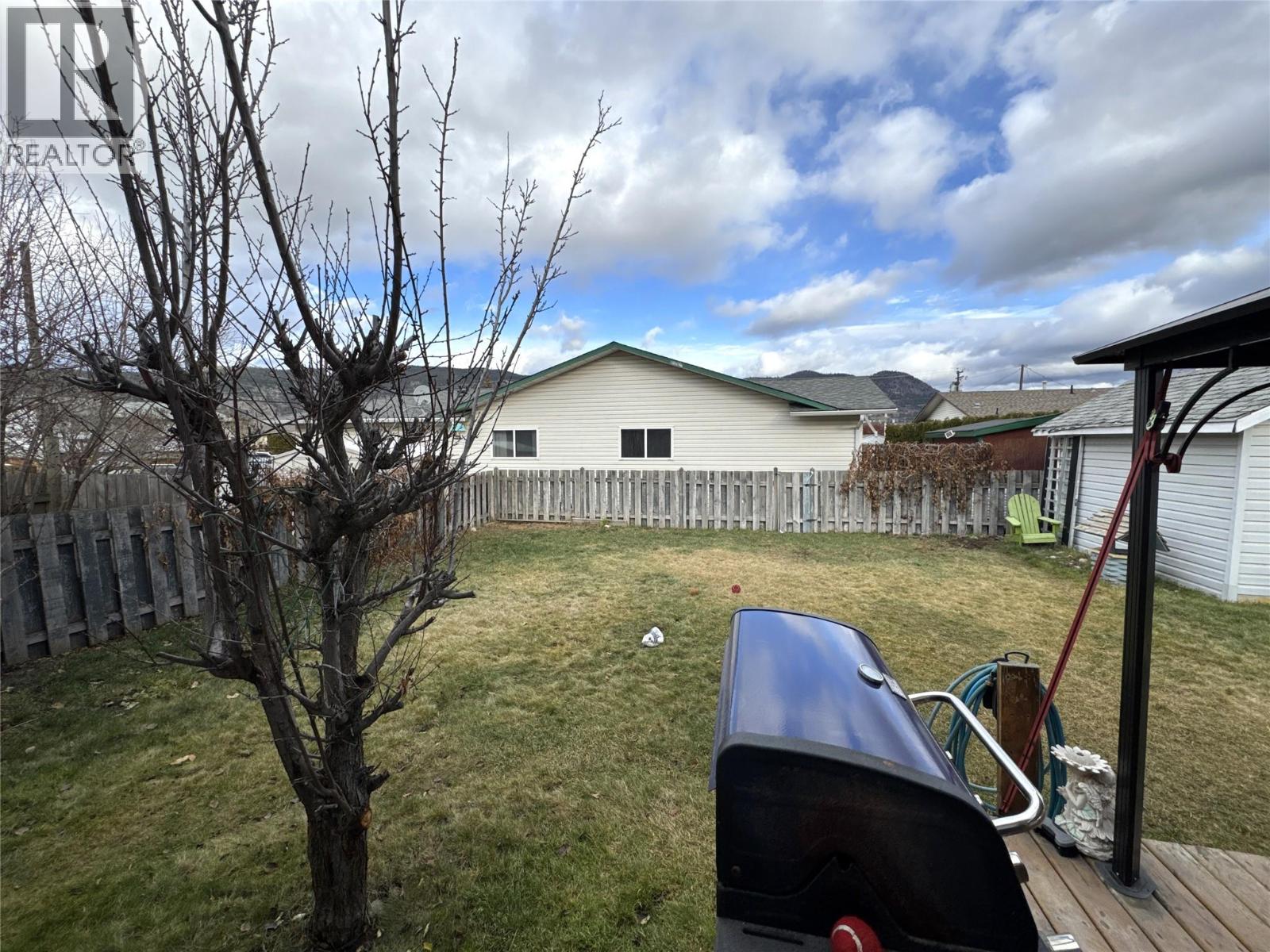 2313 Clapperton Avenue, Merritt