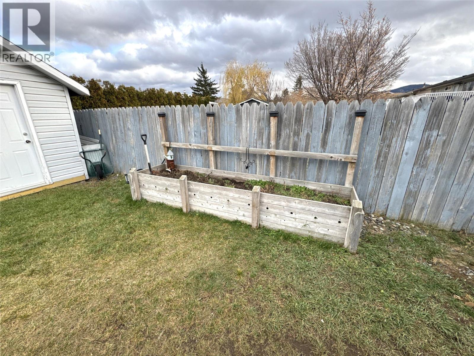 2313 Clapperton Avenue, Merritt