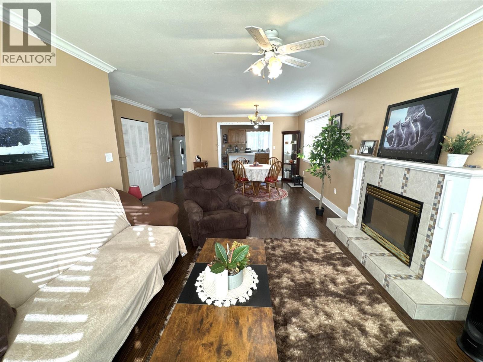 2313 Clapperton Avenue, Merritt