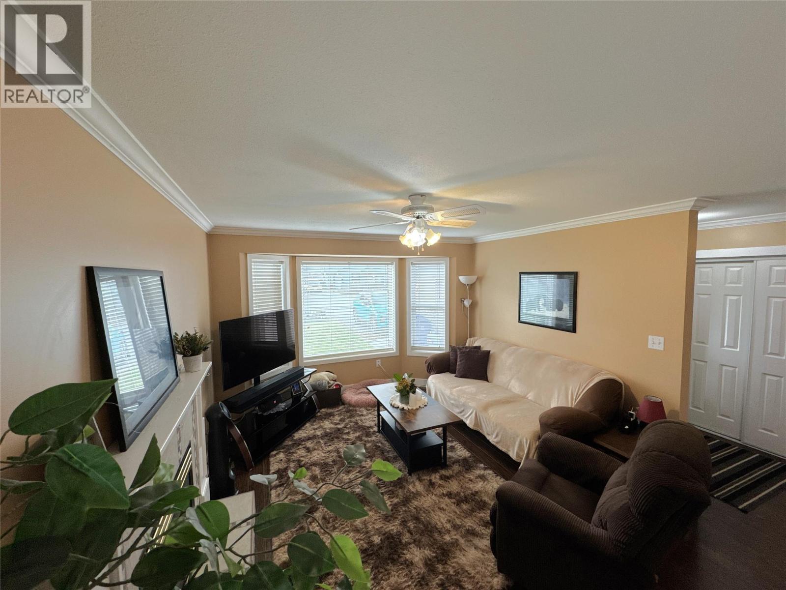 2313 Clapperton Avenue, Merritt