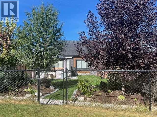 44 Riviera Court, Cochrane