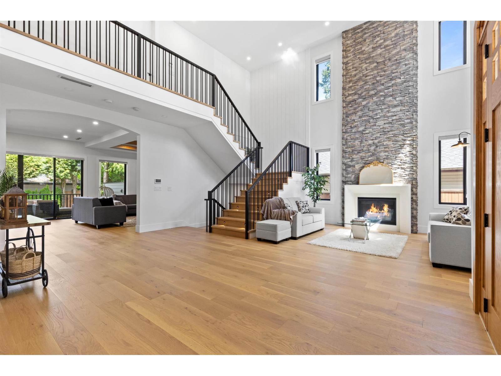 19851 37 AVENUE, Langley