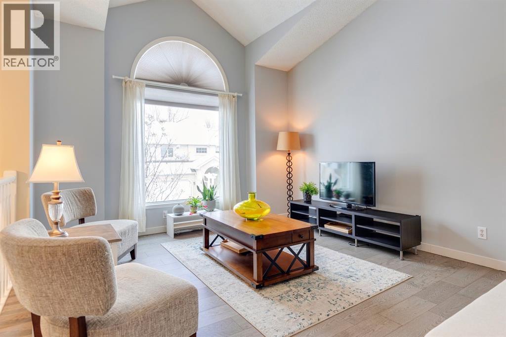 Single Family House for Sale in  Sunlake Gardens SE Sundance Calgary 