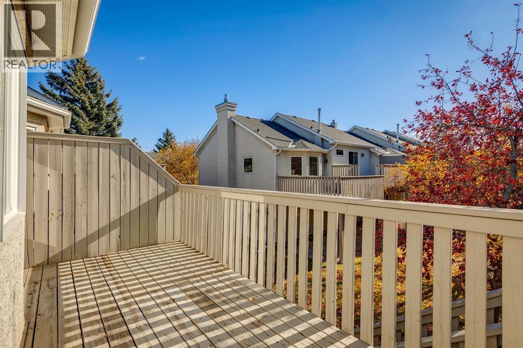 Single Family House for Sale in  Sunlake Gardens SE Sundance Calgary 