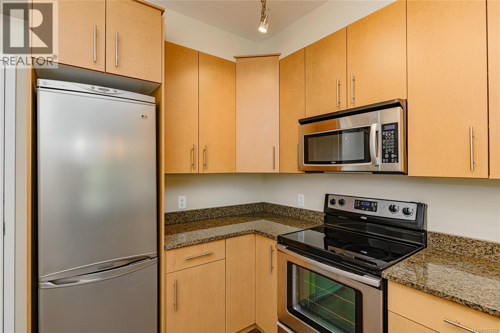 214 21 Conard Street, View Royal