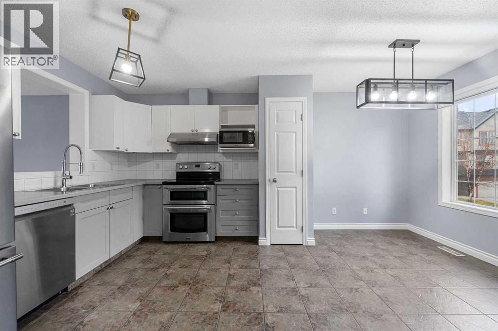 Single Family House 4 Level for Sale in  Copperfield Lane SE Copperfield Calgary 