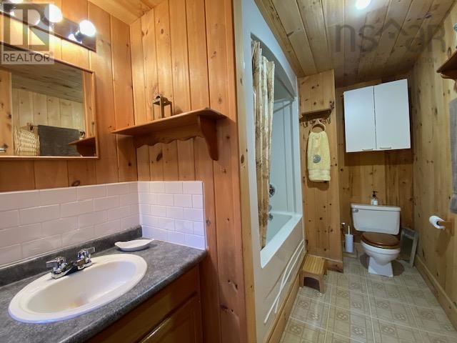 Property 13 of 45 of 645 East Sable Road