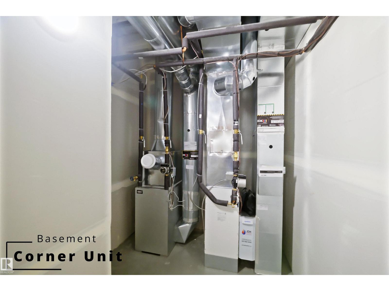 7585 174A AV NW, Edmonton