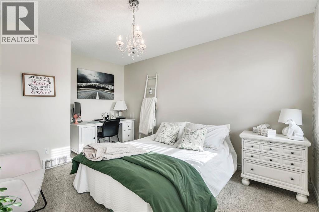 41 Heritage Drive, Cochrane