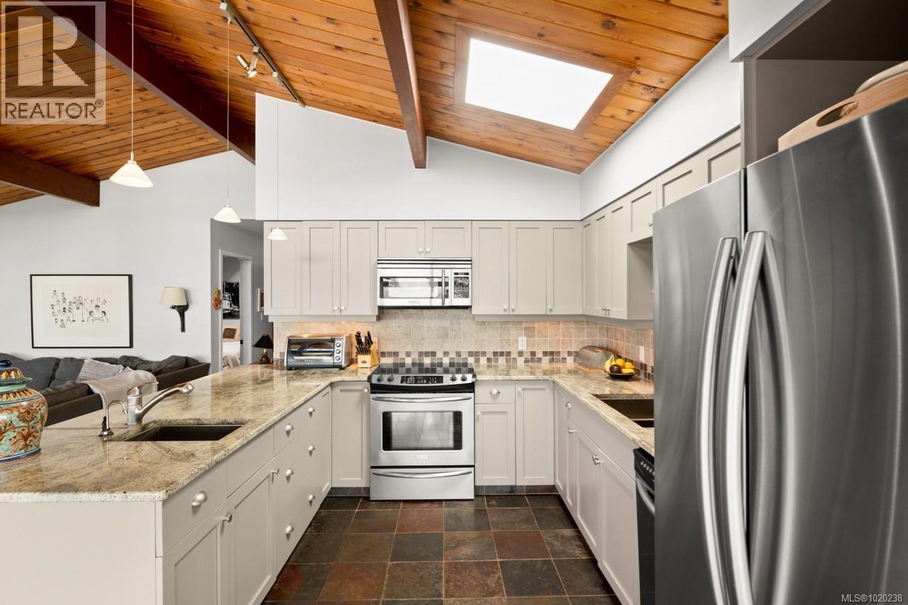  214 Dogwood Lane, Salt Spring