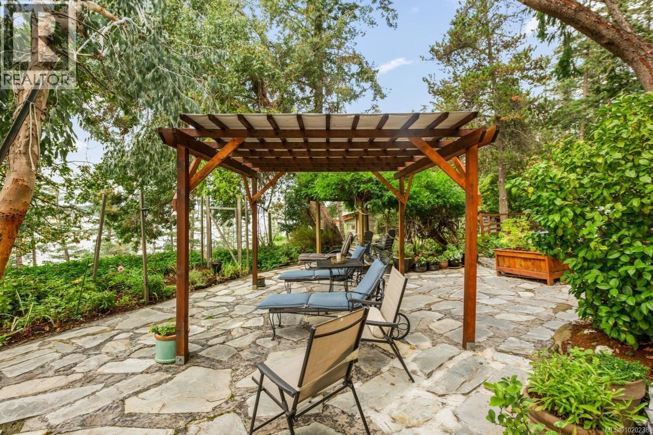  214 Dogwood Lane, Salt Spring