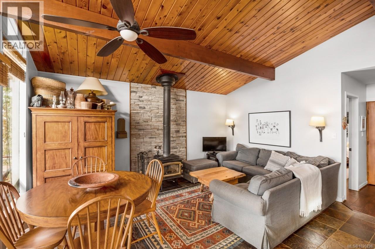  214 Dogwood Lane, Salt Spring