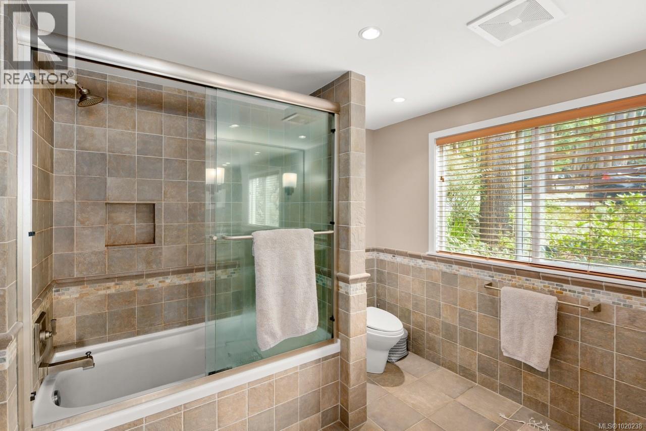  214 Dogwood Lane, Salt Spring